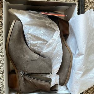 Vionic Joy Vera Greige